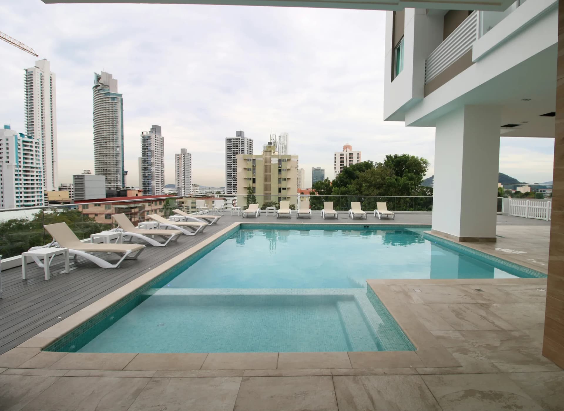Piscina — amenidad de PH Altamira Residence