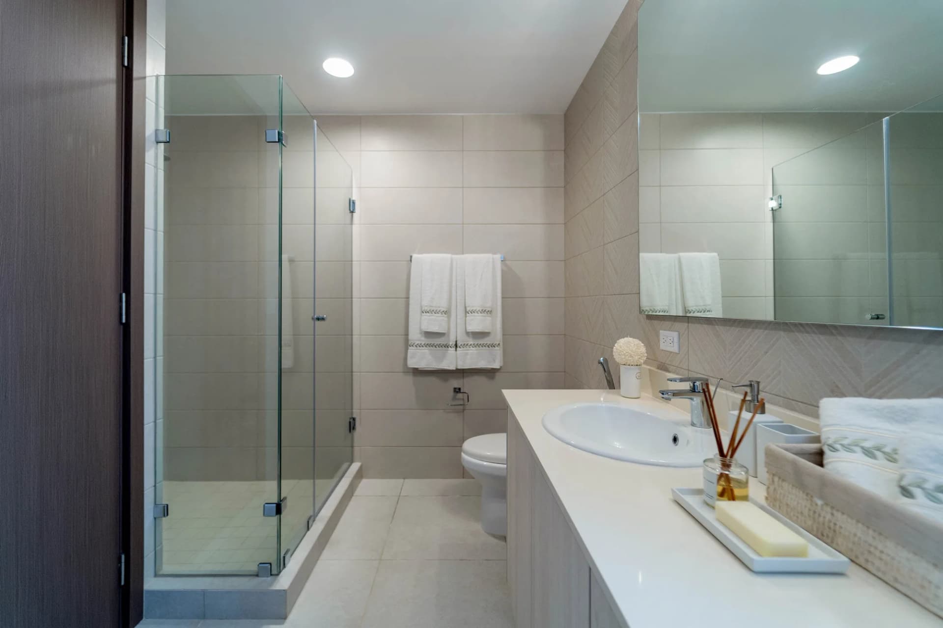 Vista — apartamento en PH Riverwalk Villas