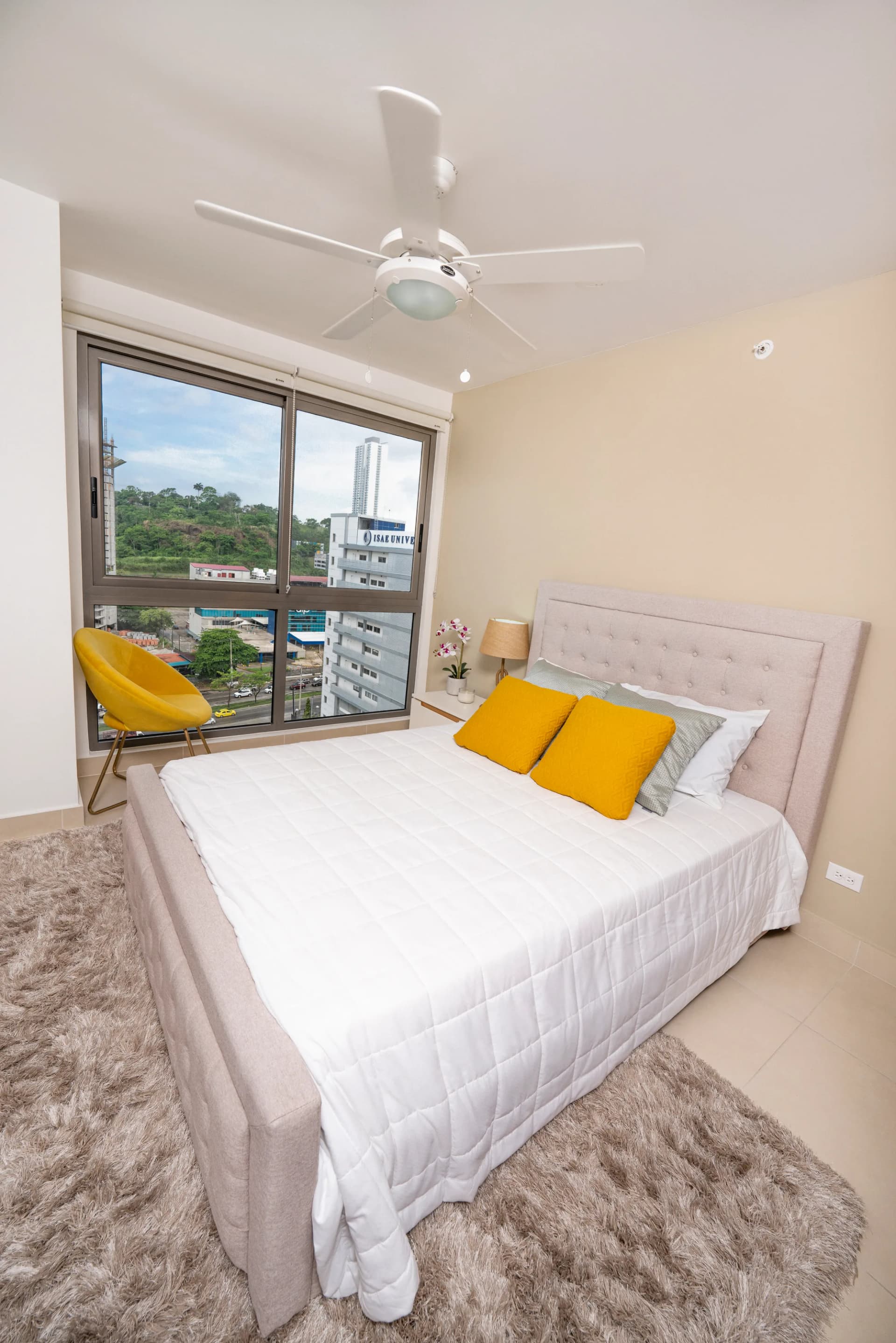 Vista — apartamento en PH Spotlight